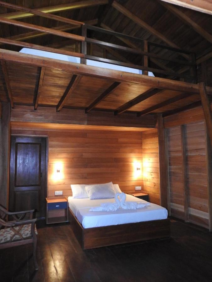 Frühstückspension Wilpattu Tree House 3*